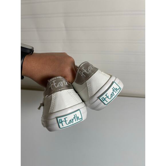 NWT 4 Earth White Blowfish Malibu Martina SlipOn Sneakers 8.5 Quiet Luxury Scand - Picture 6 of 9